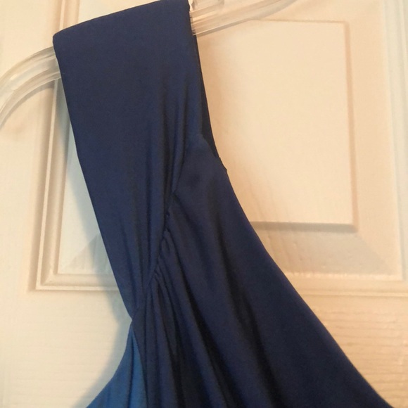 Blue Ruffled Body Con Dress - Picture 3 of 6